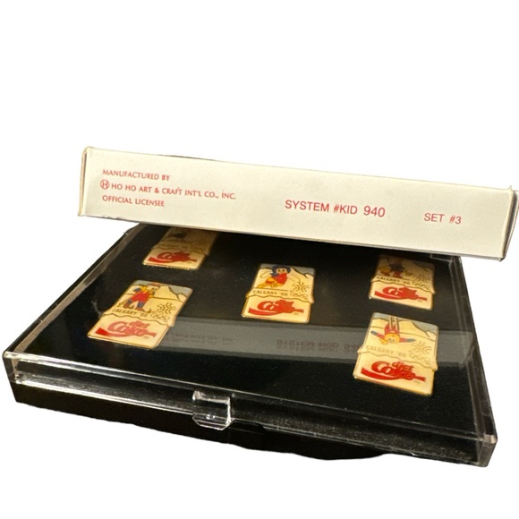 Diet coke Pin set #3 1988 Calgary Winter Olympics 5 pins in case w/ Box #KID 940 - Picture 3 of 8